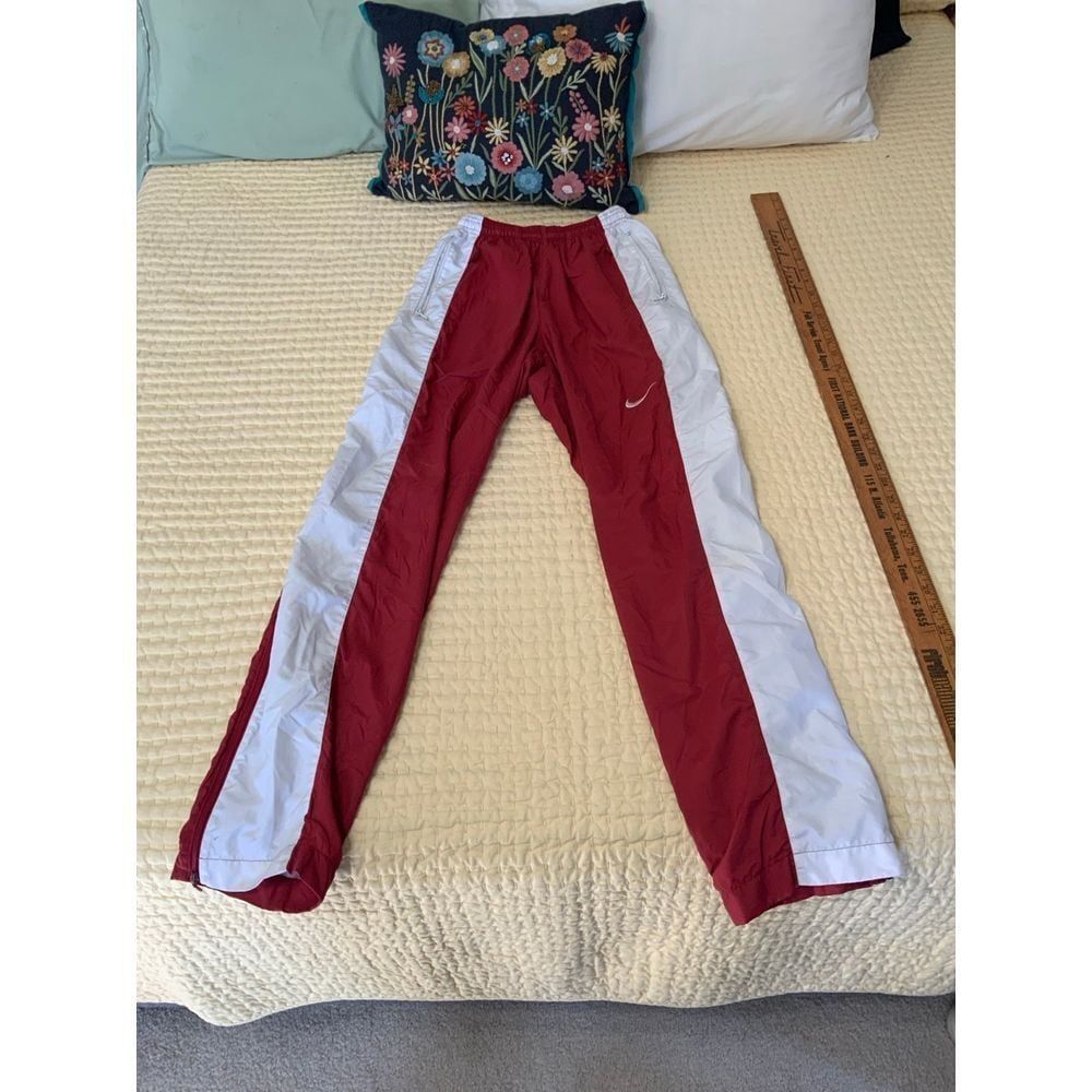 Nike vintage pants, size small